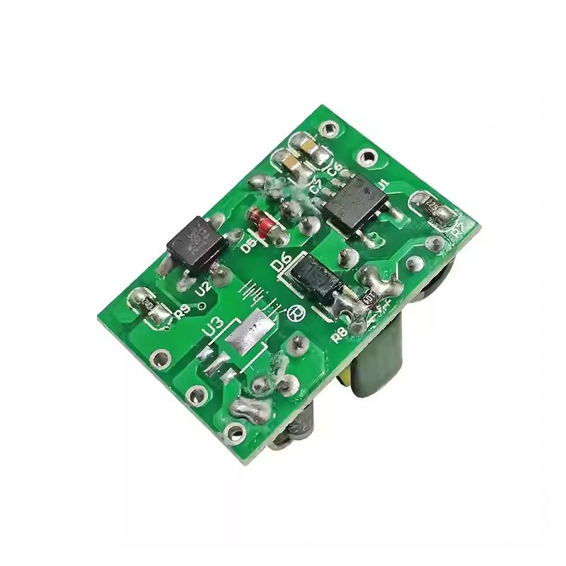 ماژول تغذیه سوئیچینگ دارای خروجی 5 ولت 700 میلی آمپر